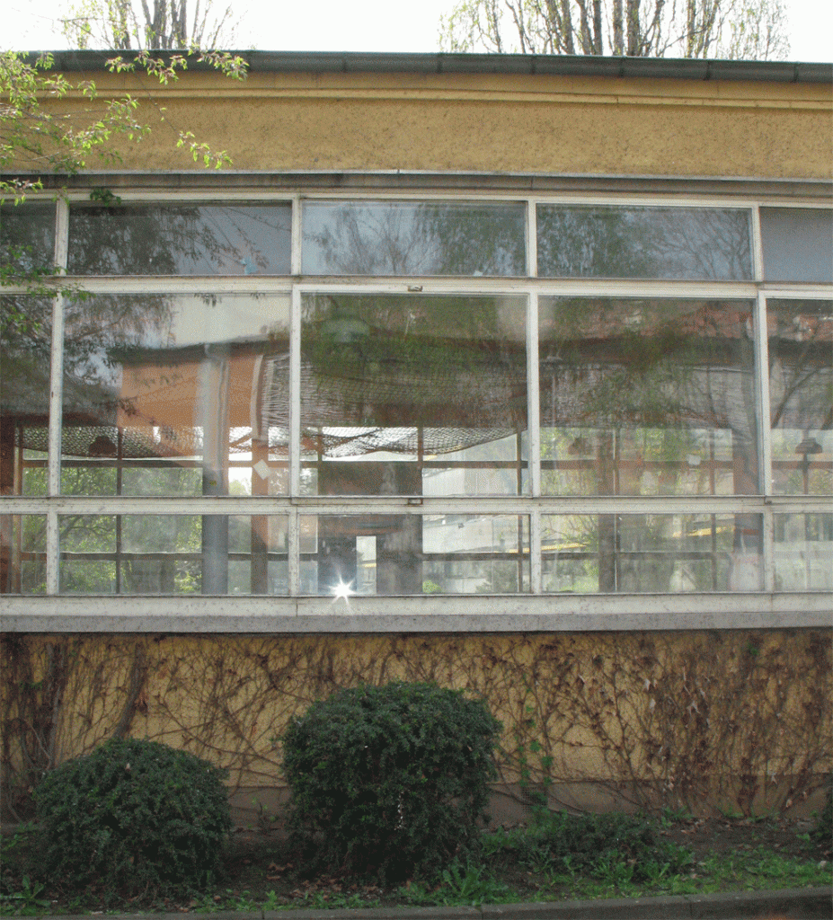 KOMM Fensterfront