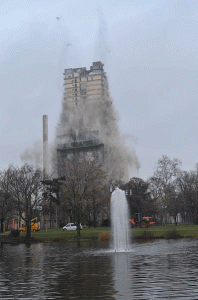 AfE-Turm: Sprengung 